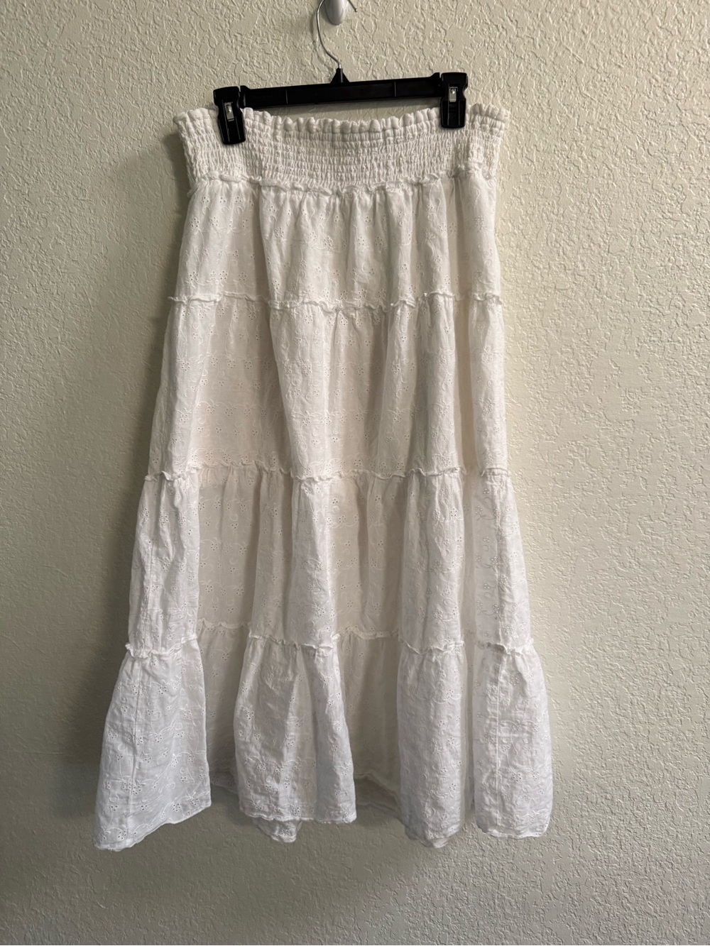 Aeropostale White Tiered Eyelet Maxi Skirt - Picture 3 of 4